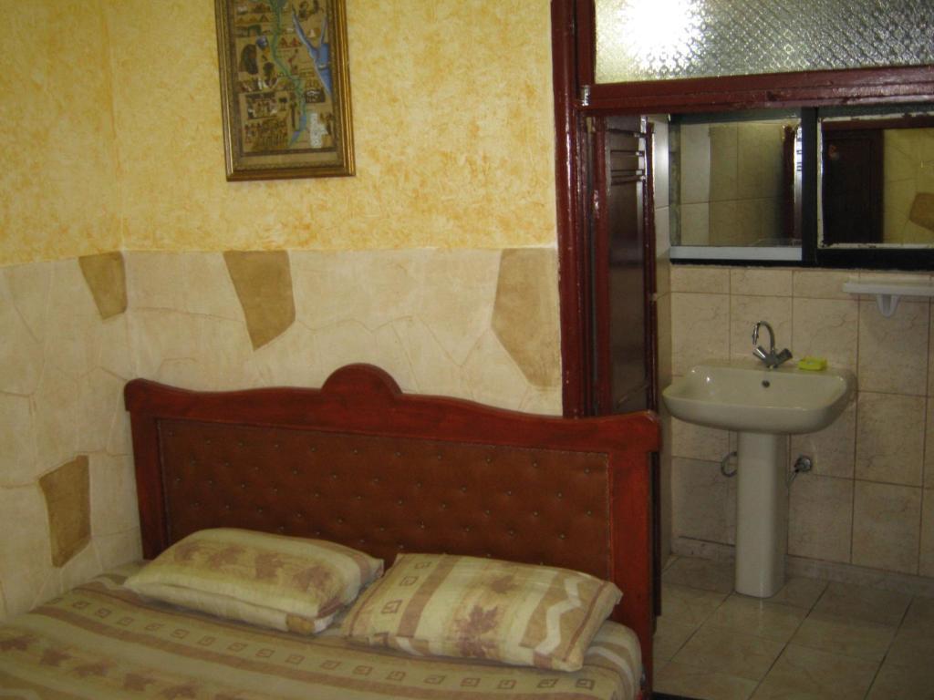Talal Hotel Бейрут Екстер'єр фото